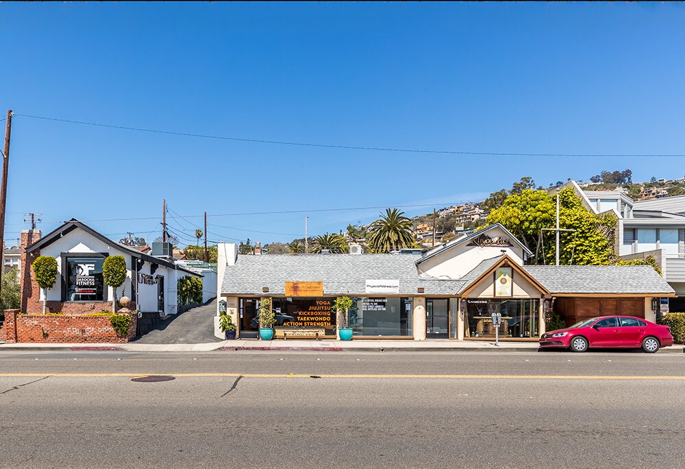 1966-1970 S Coast Hwy, Laguna Beach, CA à louer Photo principale– Image 1 sur 15