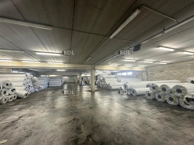 Bureau dans Aubagne à louer - Photo intérieure – Image 3 sur 4