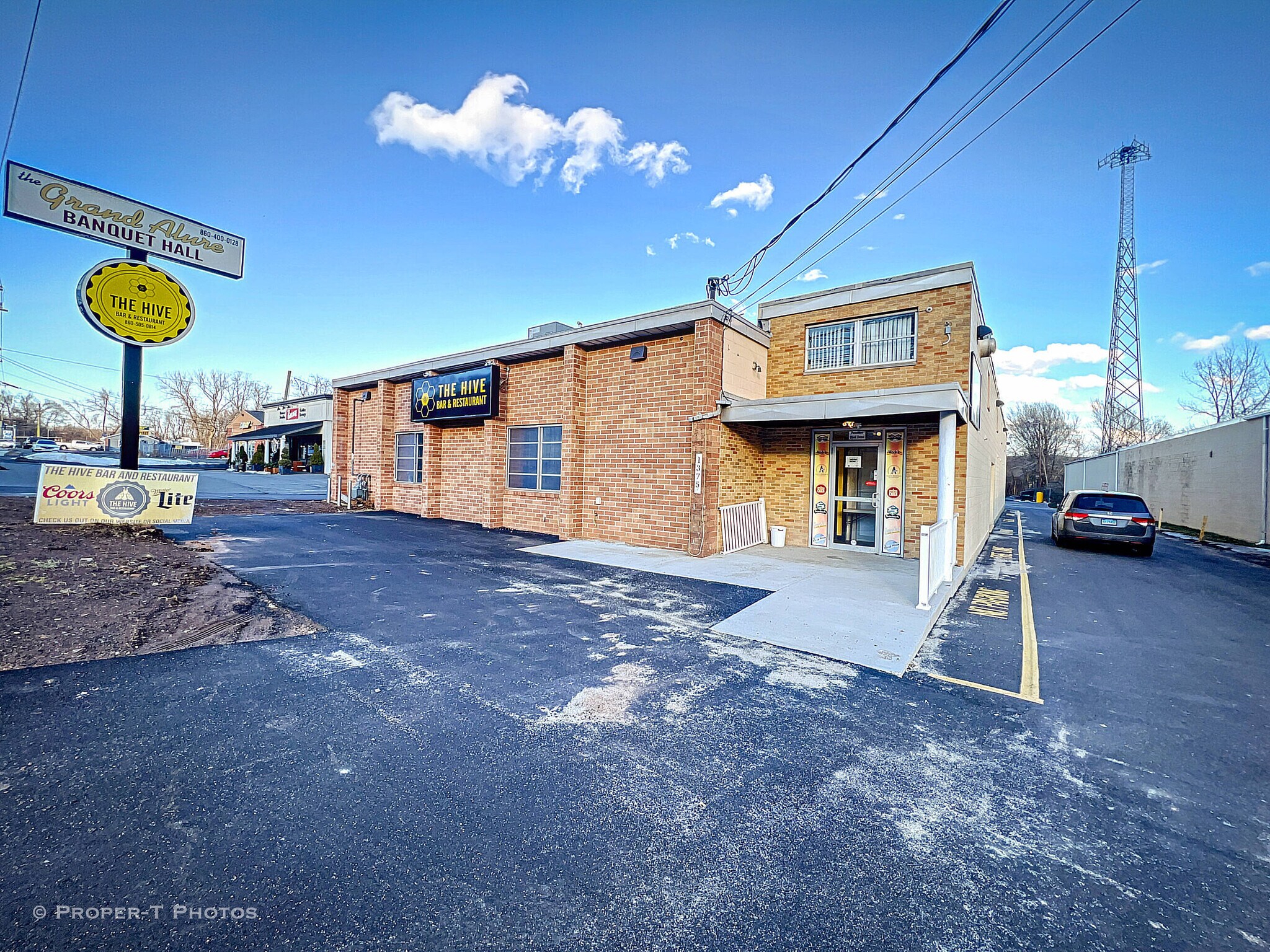 1375 East St, New Britain, CT à louer Photo de l’immeuble– Image 1 sur 9