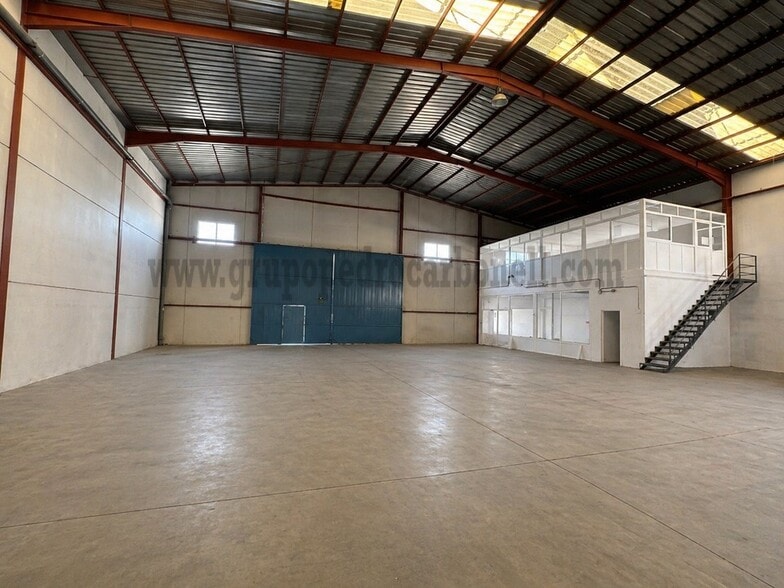 Industriel/Logistique dans Almoradí, Alicante à vendre - Photo intérieure – Image 1 sur 2