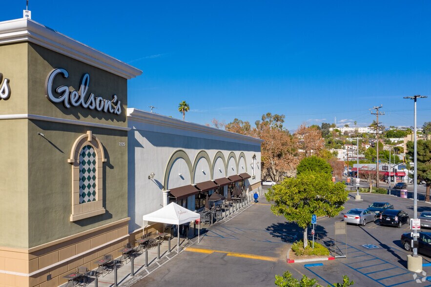 2712-2732 Griffith Park Blvd, Los Angeles, CA à louer - Photo principale – Image 1 sur 3