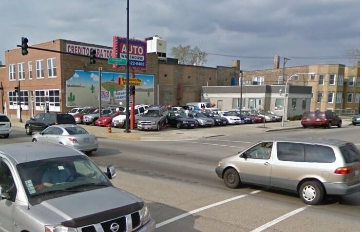 2622 N Cicero Ave, Chicago, IL à louer - Photo principale – Image 1 sur 8