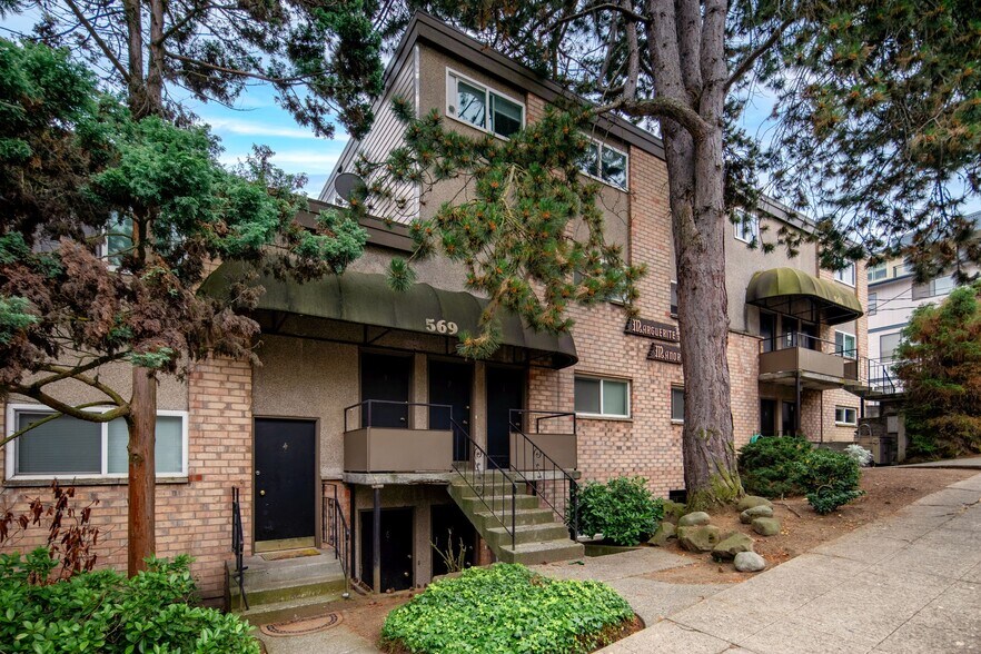 565-569 Lee St, Seattle, WA à vendre - Photo de l’immeuble – Image 2 sur 18