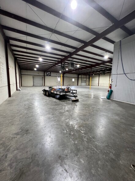 2403 Kline Ave, Nashville, TN à louer - Photo de l’immeuble – Image 3 sur 12