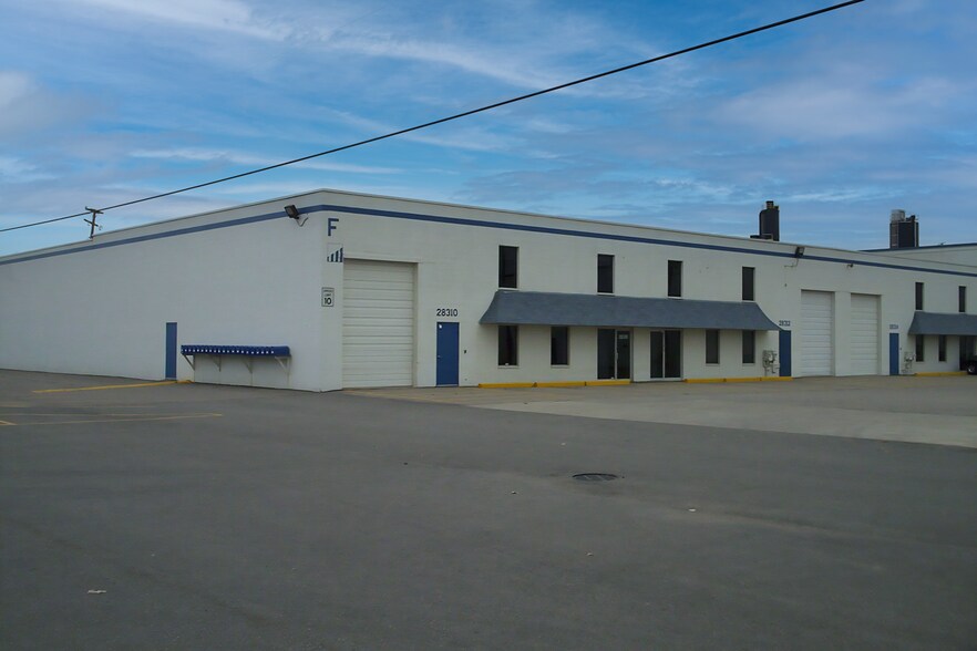28310-28316 Hayes Rd, Roseville, MI à louer - Photo de l’immeuble – Image 1 sur 2