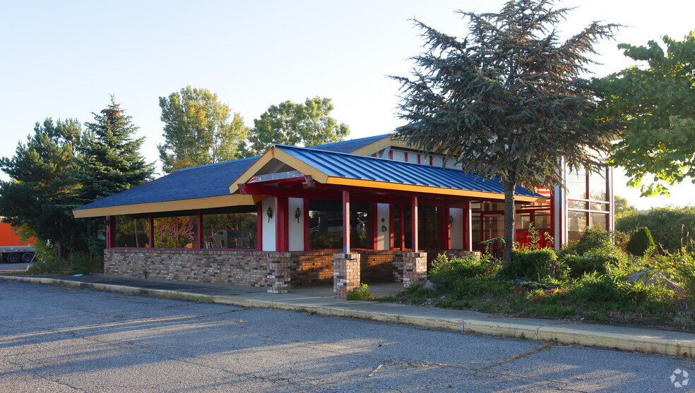 457 E 32nd St, Holland, MI à louer - Photo principale – Image 1 sur 8