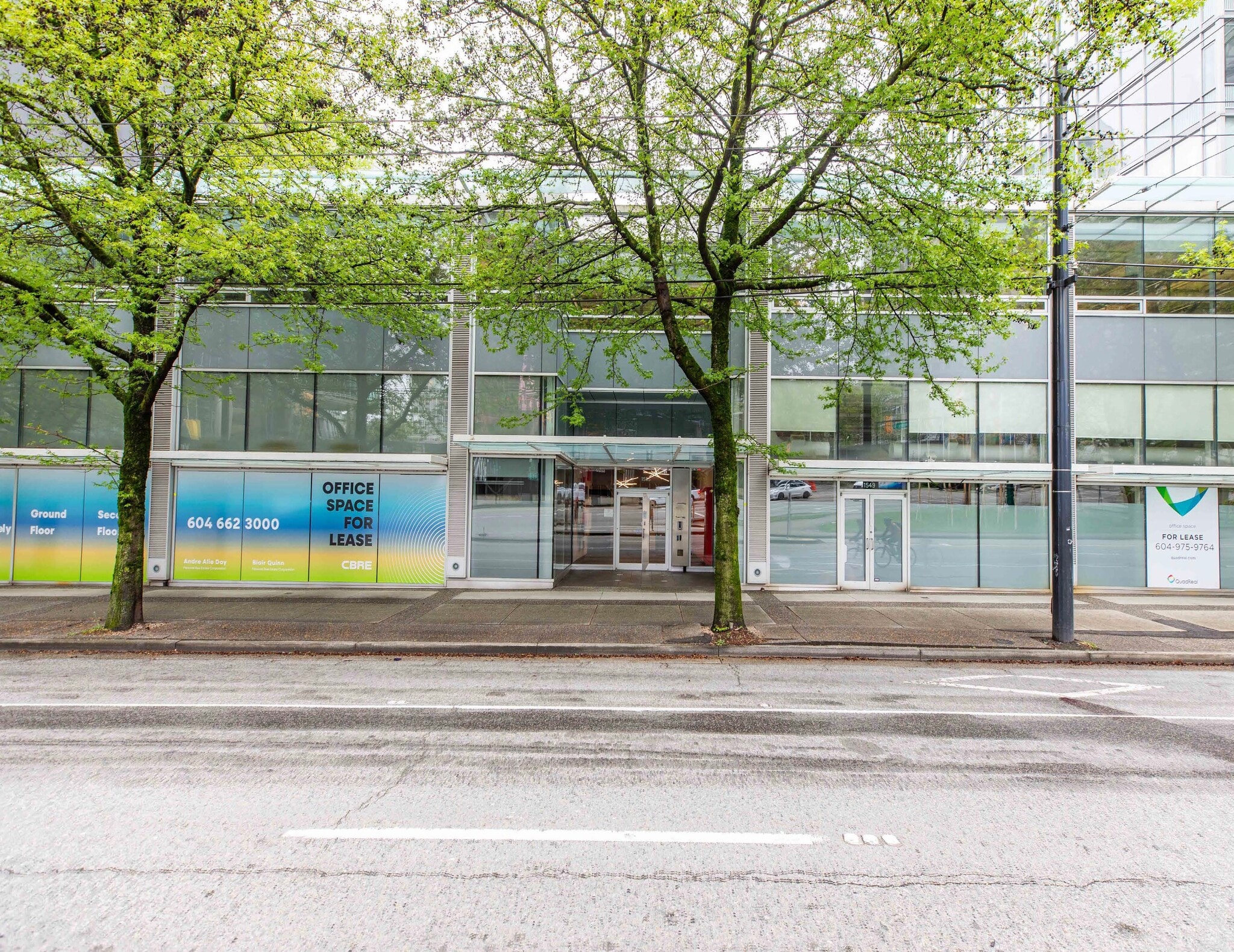 1555 Pender St W, Vancouver, BC à louer Photo de l’immeuble– Image 1 sur 13