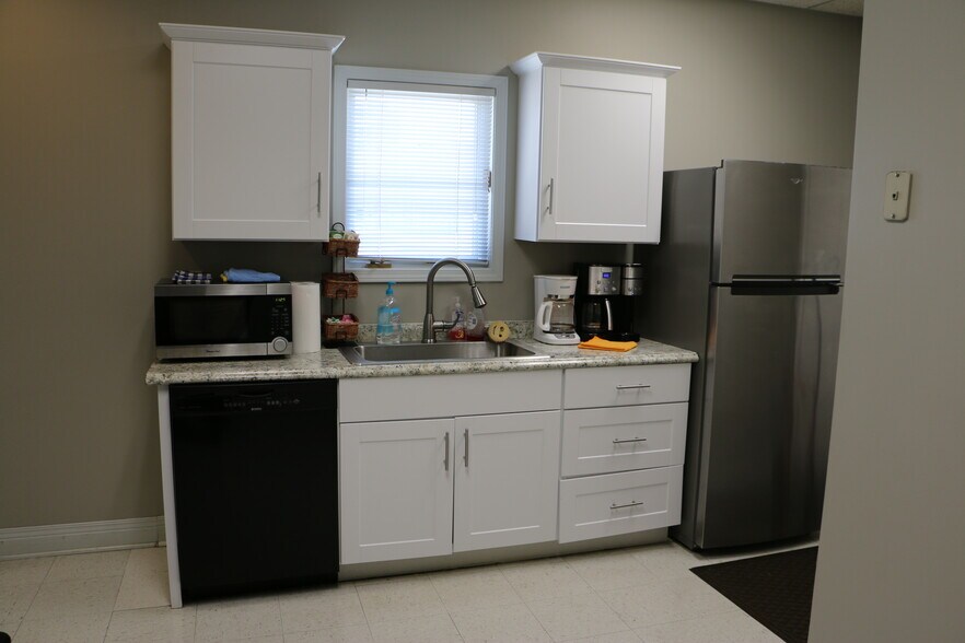 726 Harvard Dr, Owensboro, KY à vendre - Photo intérieure – Image 2 sur 16