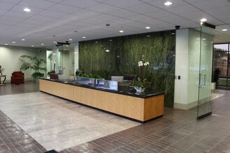 4343 Von Karman Ave, Newport Beach, CA à louer Photo intérieure– Image 2 sur 5