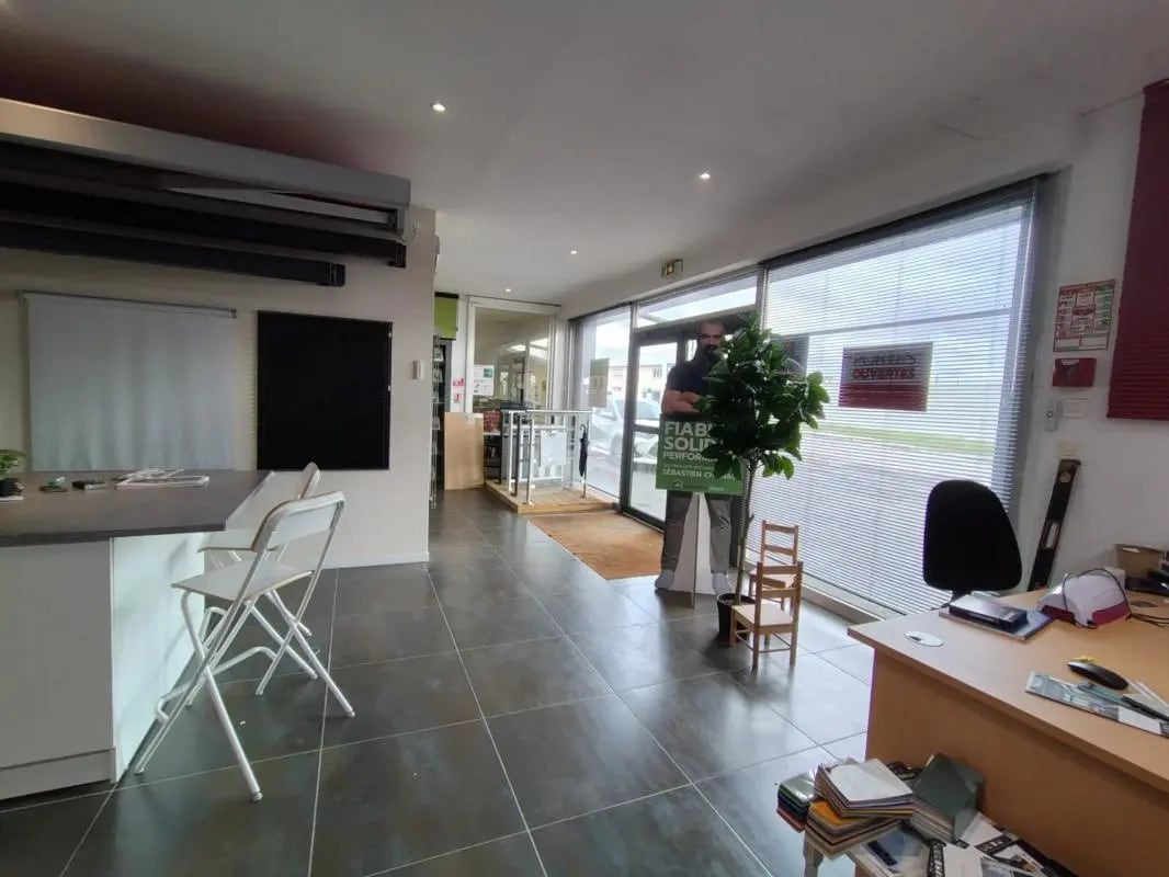 46 Rue Des Broderies, Coignières à louer Photo intérieure– Image 1 sur 8