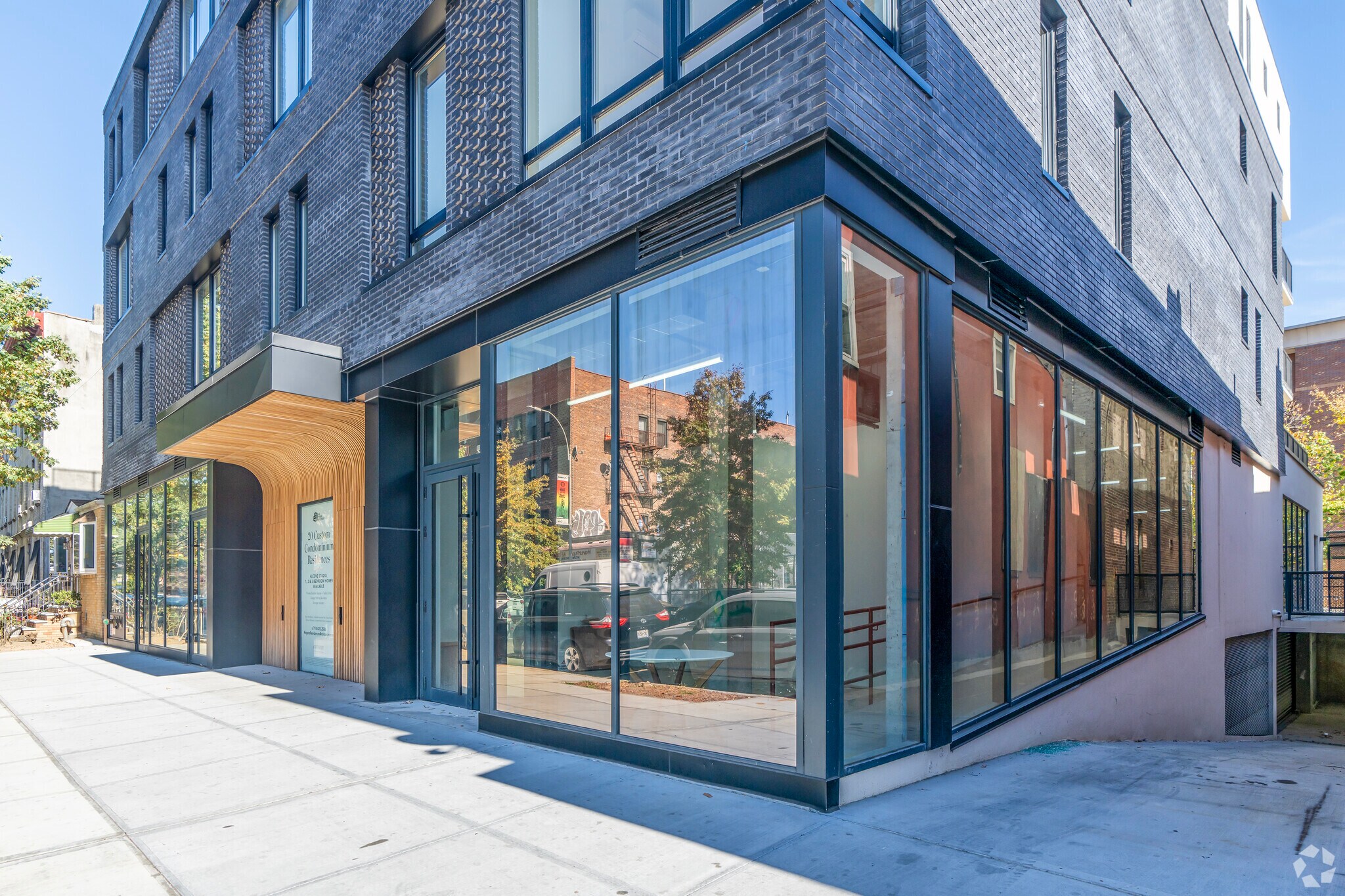 625 Rogers Ave, Brooklyn, NY à vendre Photo de l’immeuble– Image 1 sur 7