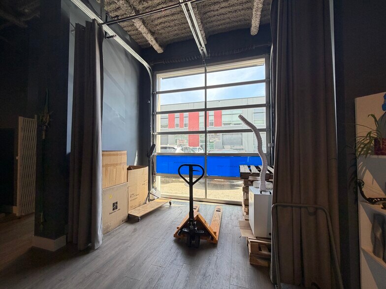 8811 Laurel St, Vancouver, BC à louer - Photo intérieure – Image 3 sur 7