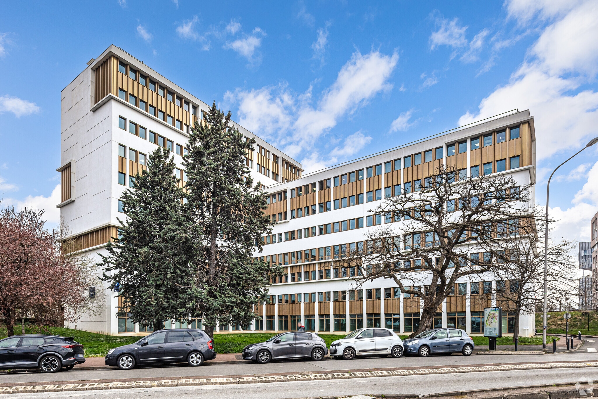 68/70 Avenue Du Général De Gaulle, Créteil à louer Photo principale– Image 1 sur 5