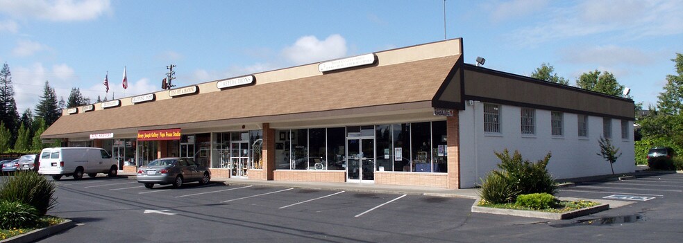 2473-2479 Solano Ave, Napa, CA à louer - Photo de l’immeuble – Image 3 sur 3