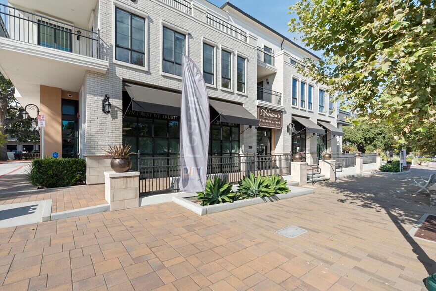 1710 E Thousand Oaks Blvd, Thousand Oaks, CA à louer - Photo de l’immeuble – Image 3 sur 62