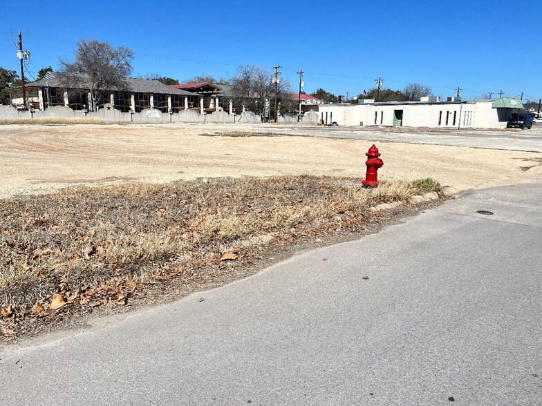 114 Plaza Dr, Kerrville, TX à vendre - Aérien – Image 1 sur 1