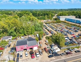Plus de détails pour 1775 Main St, Niles, OH - Local commercial à vendre