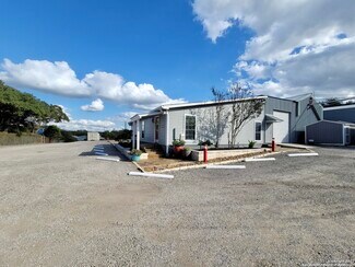 Plus de détails pour 26256 N Us-281 Hwy, San Antonio, TX - Industriel/Logistique à louer