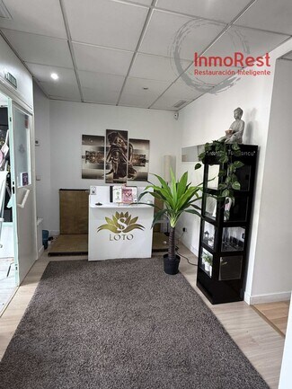 Plus de détails pour Local commercial à louer