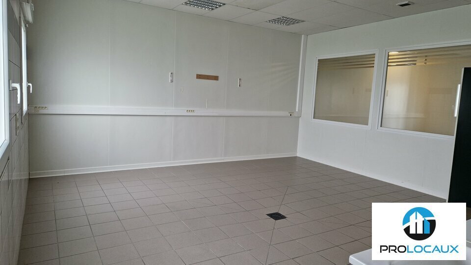 Bureau dans Archamps à louer - Photo intérieure – Image 2 sur 9