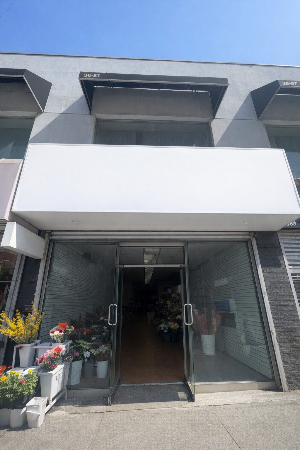 3653-3669 Main St, Flushing, NY à louer Photo intérieure– Image 1 sur 4