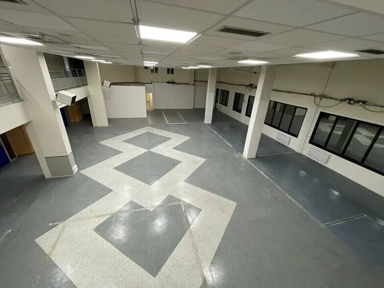 21 Rue Voltaire, Drancy à louer - Photo de l’immeuble – Image 1 sur 8