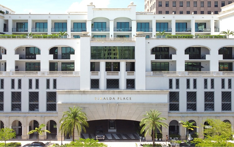 255 Giralda Ave, Coral Gables, FL à louer - Photo de l’immeuble – Image 3 sur 3
