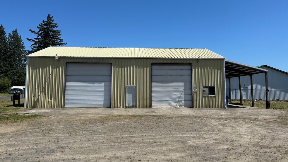 404 Hazel St, Kelso, WA à vendre - Photo principale – Image 1 sur 8