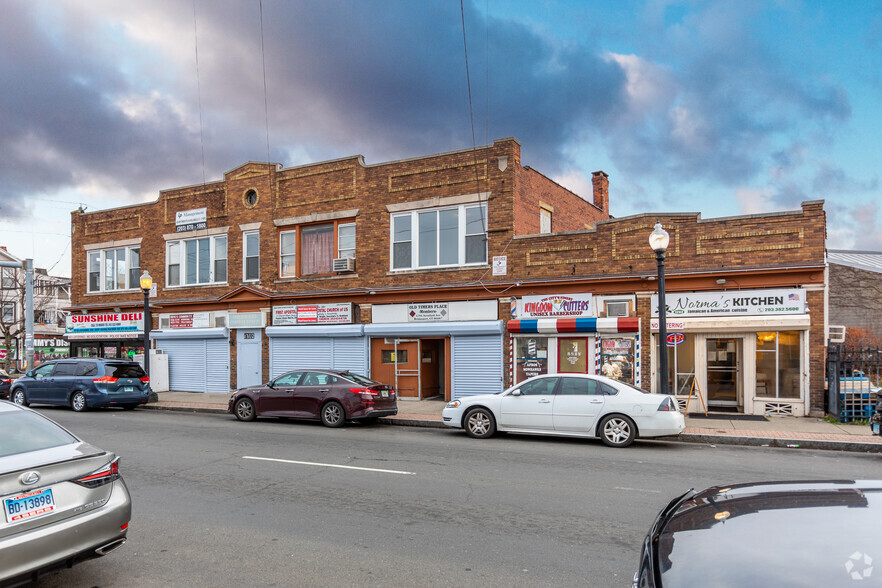 1294 Stratford Ave, Bridgeport, CT à louer - Photo de l’immeuble – Image 2 sur 4