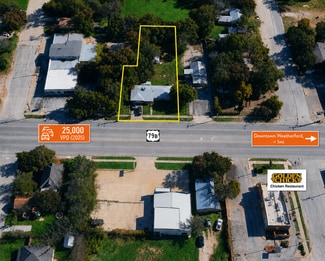 Plus de détails pour 1110 N Main St, Weatherford, TX - Local commercial à vendre