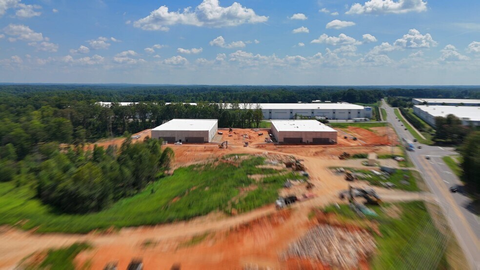 Business Park Dr, Winston-Salem, NC à louer - Vidéo sur l’annonce professionnelle – Image 2 sur 10