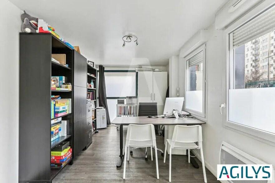 Local d'activités dans Villejuif à vendre - Photo intérieure – Image 2 sur 15