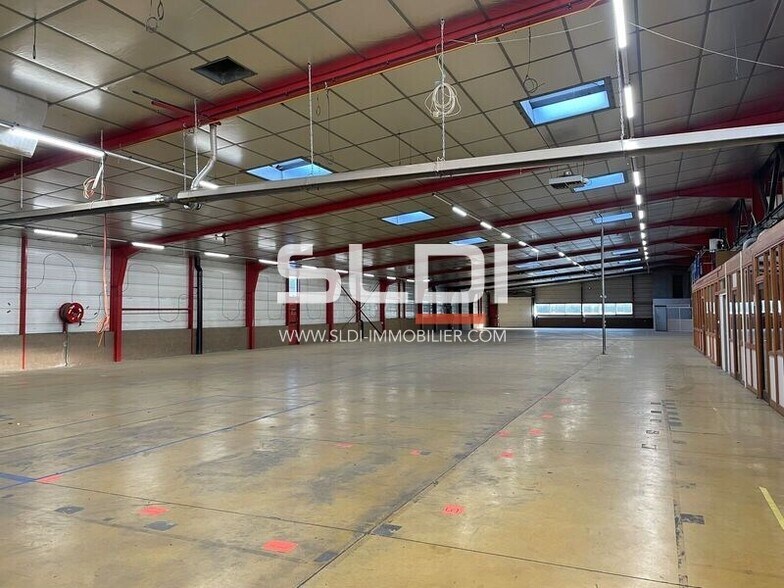 Local d’activités dans Rillieux-la-Pape à louer - Photo intérieure – Image 1 sur 16