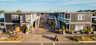 Plus de détails pour 147 Howerton Ave, Ilwaco, WA - Hôtellerie à vendre