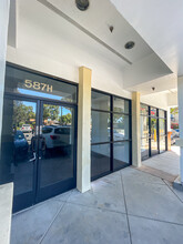579-591 N Ventu Park Rd, Newbury Park, CA à louer Photo de l’immeuble– Image 1 sur 5
