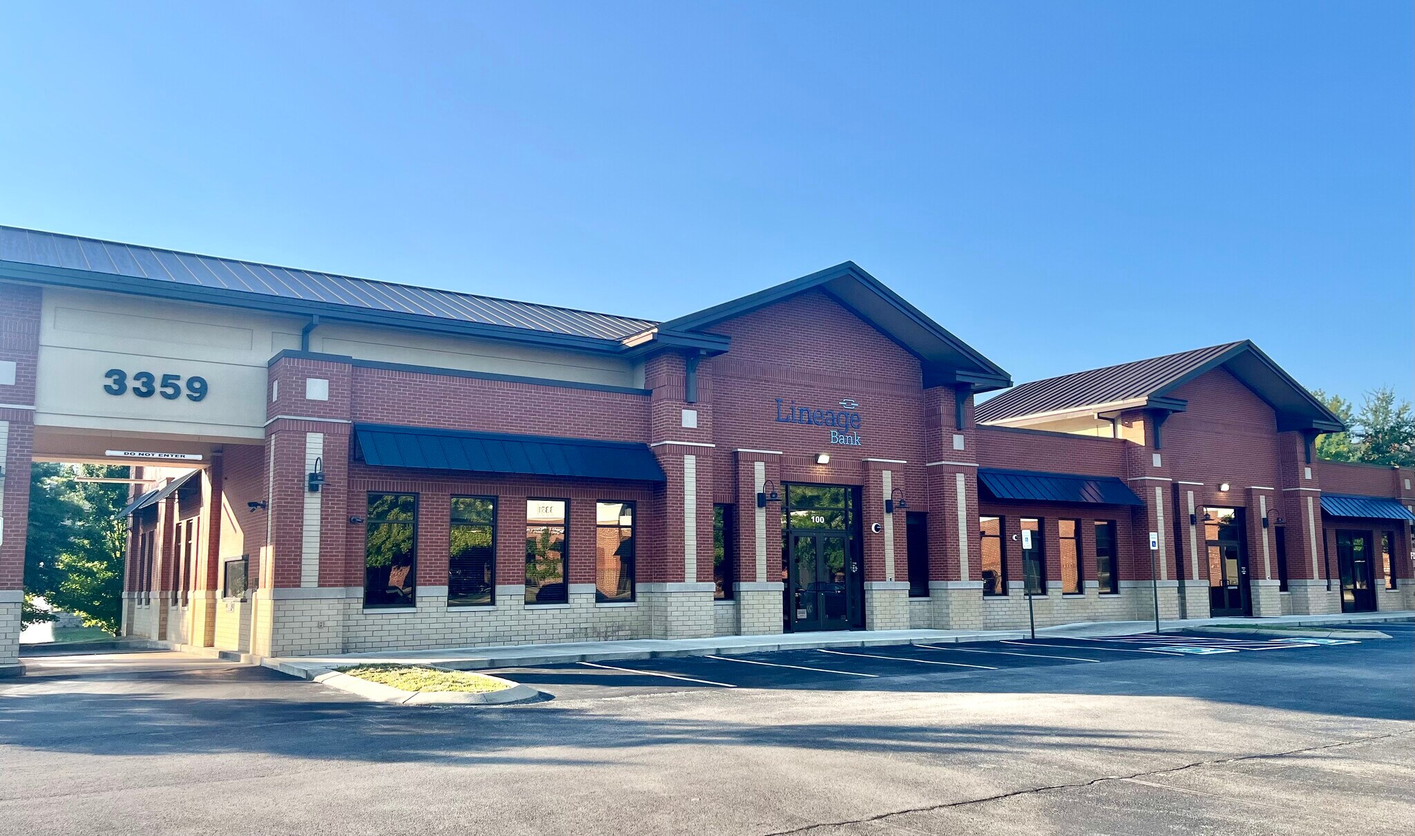 3359 Aspen Grove Dr, Franklin, TN à louer Photo principale– Image 1 sur 25