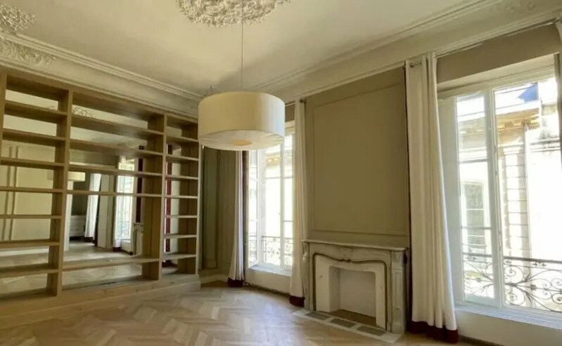 Bureau dans Paris à louer - Photo intérieure – Image 2 sur 3