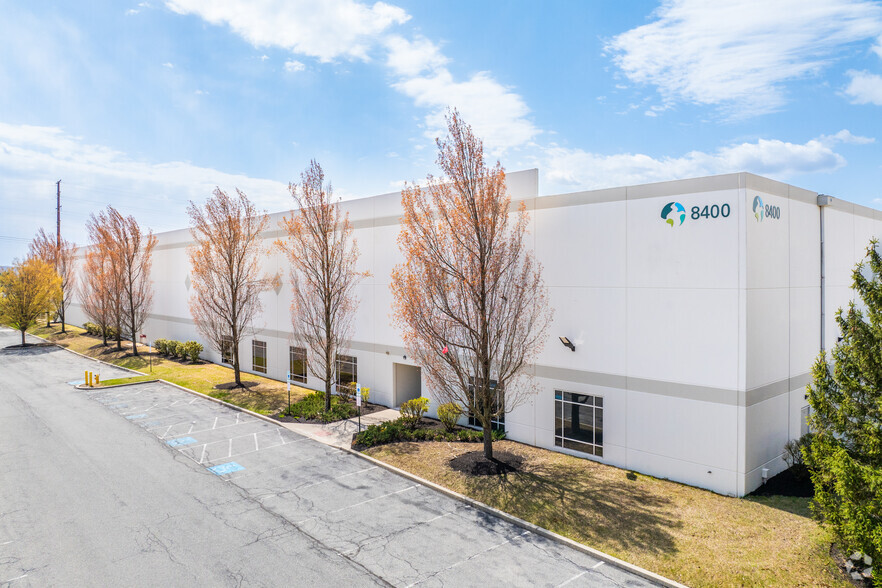 8400 Industrial Blvd W, Breinigsville, PA à louer - Photo de l’immeuble – Image 1 sur 6