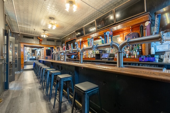 Plus de détails pour 1209 S Charles St, Baltimore, MD - Local commercial à vendre