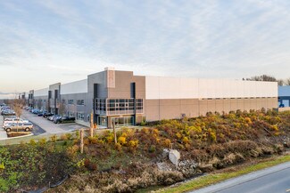 Plus de détails pour 19055 Airport Way, Pitt Meadows, BC - Industriel/Logistique à louer