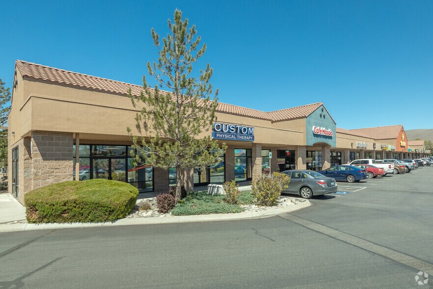 1450 E Prater Way, Sparks, NV à louer - Photo principale – Image 3 sur 9