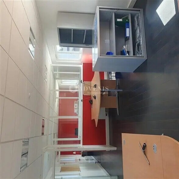 Local d’activités dans Seichamps à louer - Photo de l’immeuble – Image 2 sur 6
