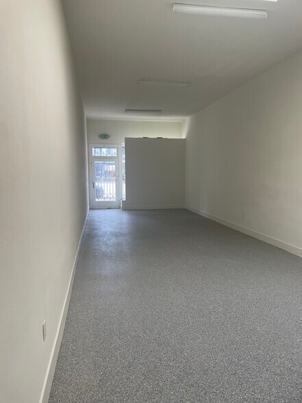338-344 N La Brea Ave, Los Angeles, CA à louer - Photo intérieure – Image 2 sur 7