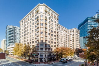 Plus de détails pour 7710 Woodmont Ave, Bethesda, MD - Local commercial à louer