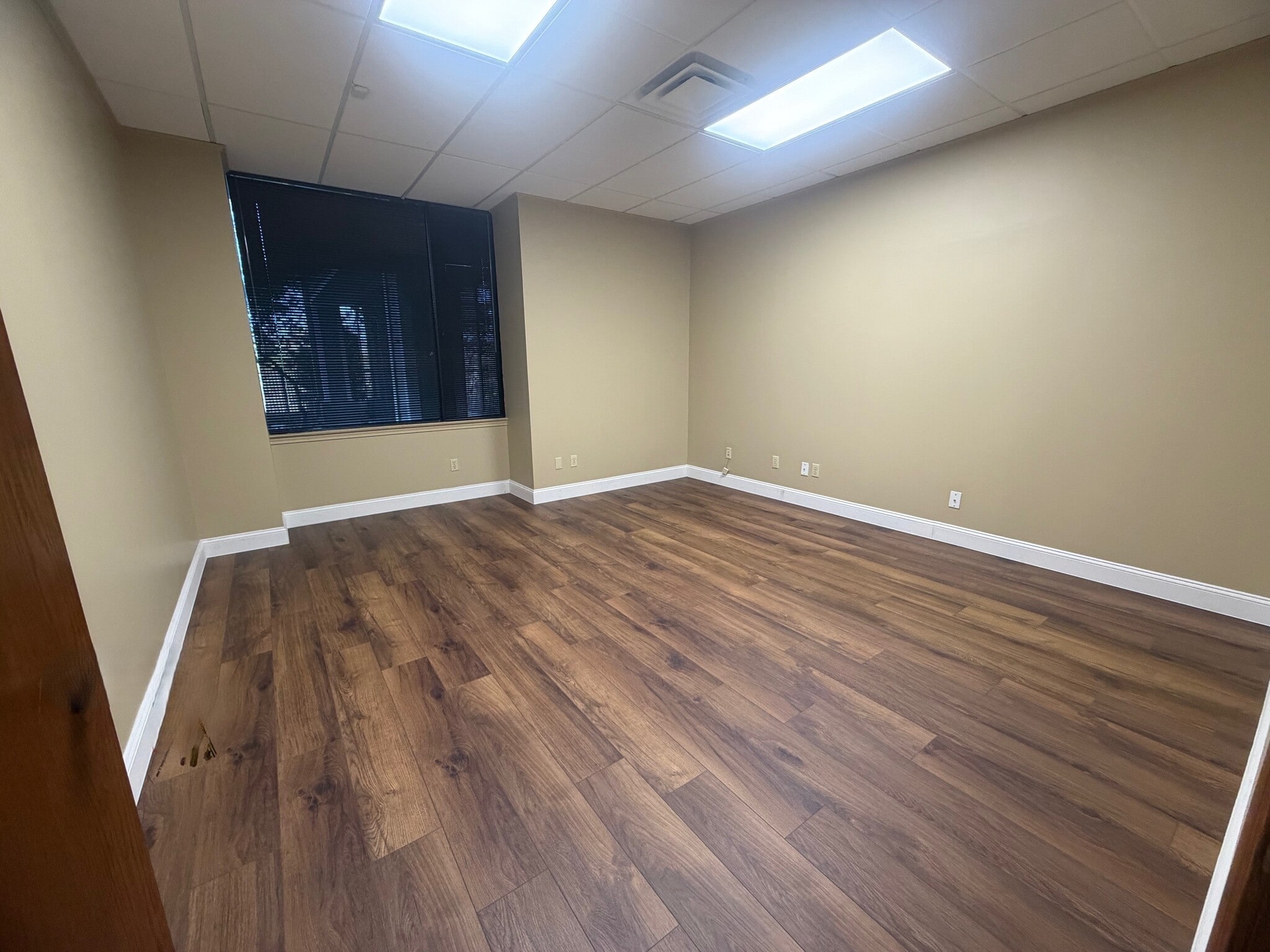 16135 Preston Rd, Dallas, TX à louer Photo intérieure– Image 1 sur 1