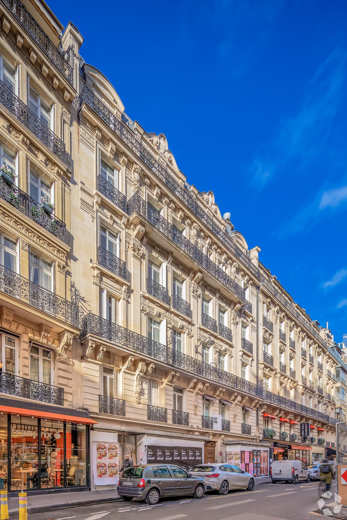 35 Rue Marbeuf, Paris à louer Photo principale– Image 1 sur 5