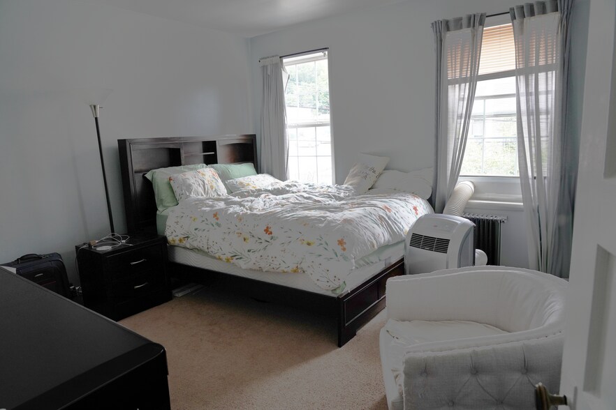 Lawrenceville Townhomes portefeuille de 3 biens à vendre sur LoopNet.fr - Photo intérieure – Image 2 sur 10