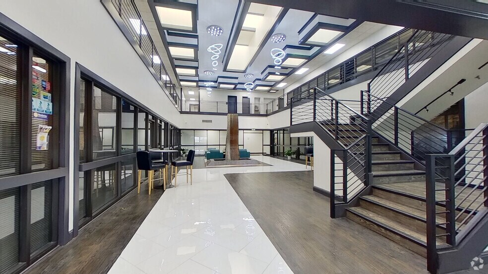 5751 Kroger Dr, Fort Worth, TX à louer - Numérisation 3D Matterport – Image 3 sur 34
