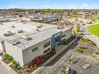 Plus de détails pour 2200 W War Memorial Dr, Peoria, IL - Local commercial à louer