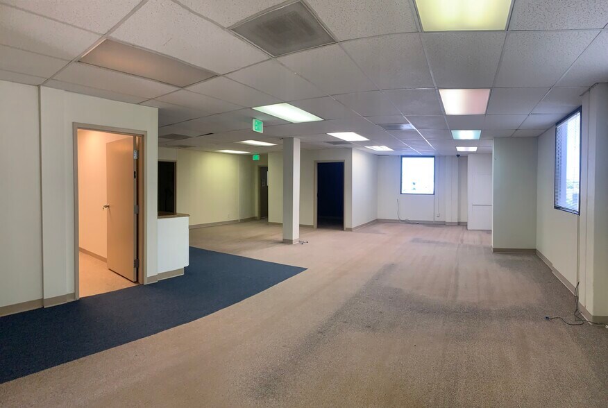 1151 Duryea Ave, Irvine, CA à louer - Photo de l’immeuble – Image 3 sur 10